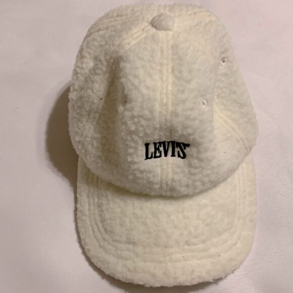 Levi's Sherpa ball cap.  NWOT/unisex - Picture 1 of 6